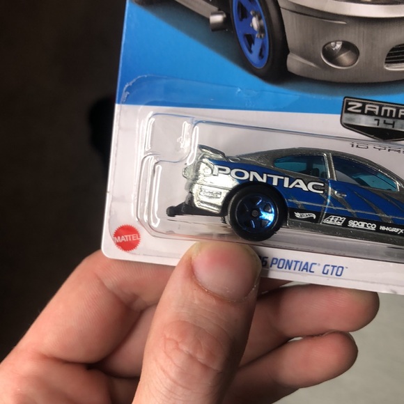 06’ Pontiac GTO Zamac - Picture 6 of 9